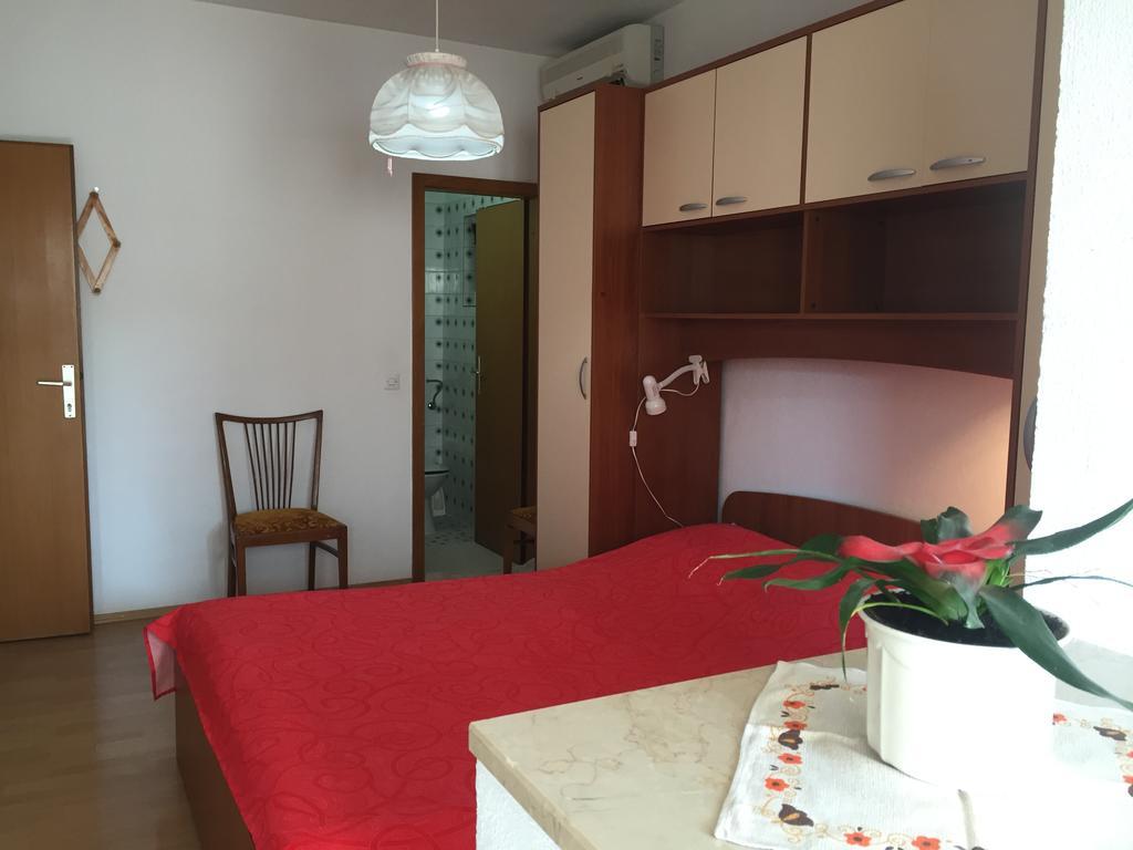 Apartments Bilic Nemira Omiš Extérieur photo