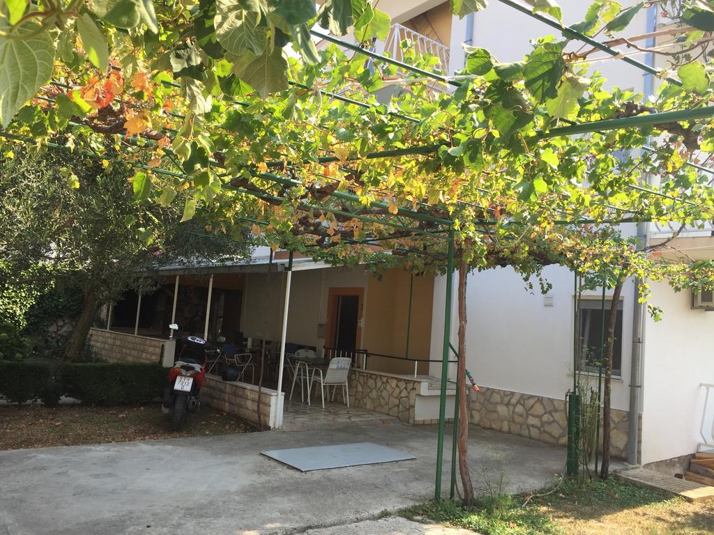Apartments Bilic Nemira Omiš Extérieur photo